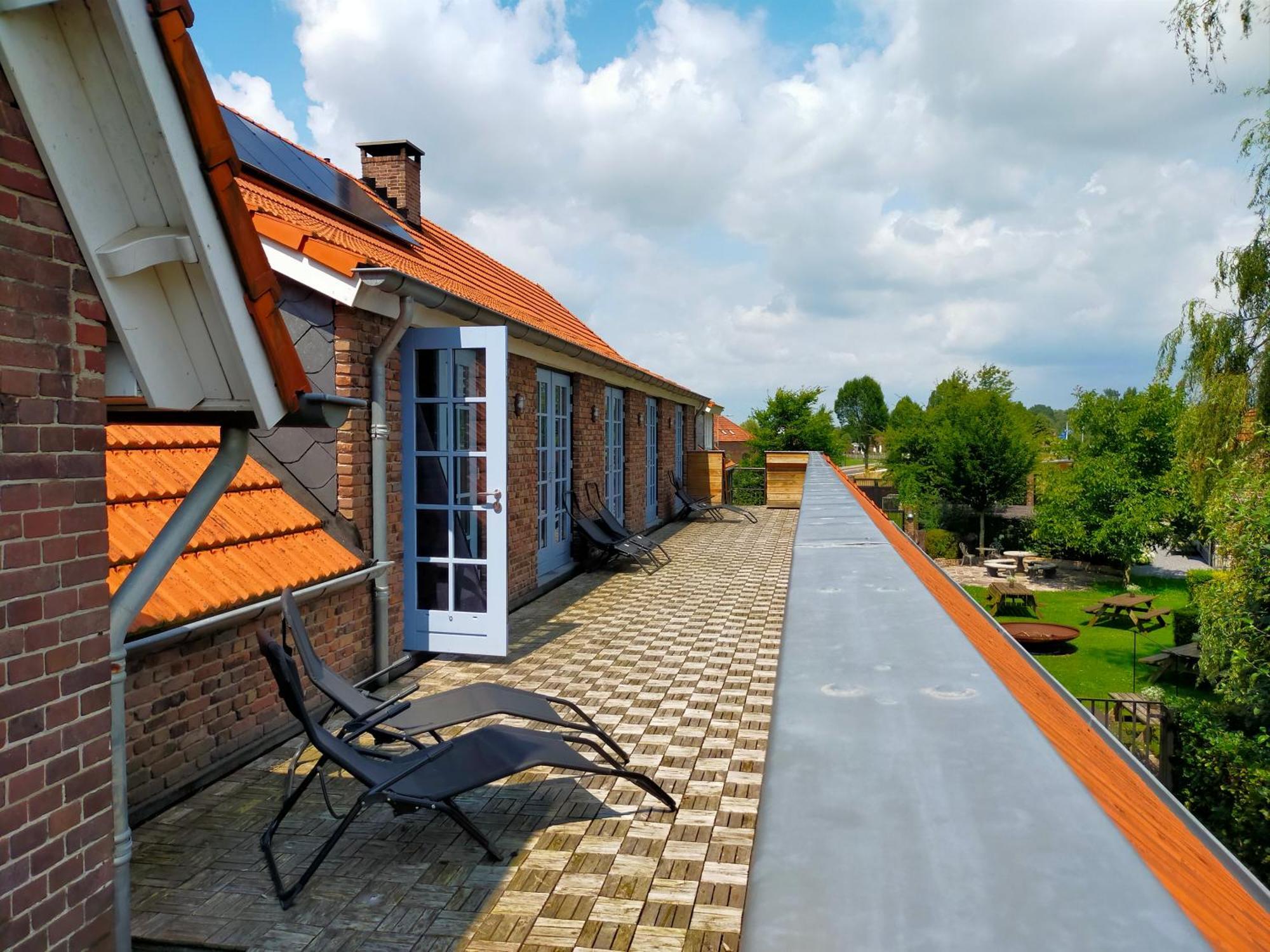 Bed and Breakfast Aan De Molenberg Broekhuizen  Exterior foto
